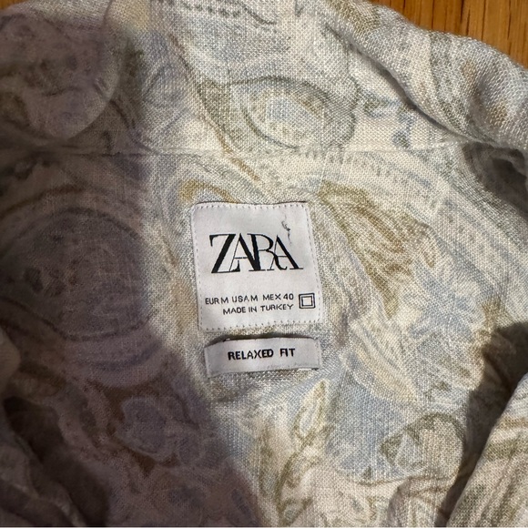 Zara Men's Cream Paisley Shirt - Picture 2 of 5